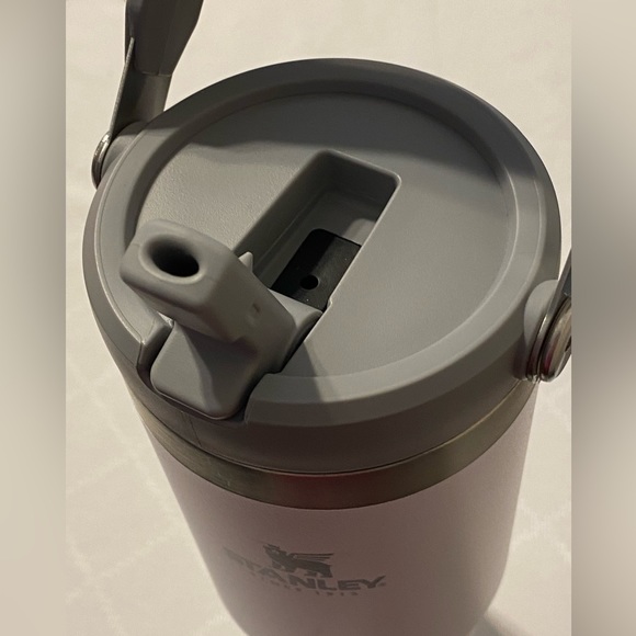 Stanley Ice Flow Cup 30oz - Picture 3 of 4